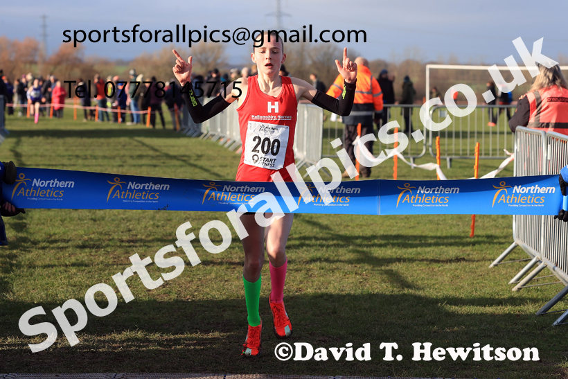 Girls Under-13s 2026 Northern Cross Country Champs., Pontefract Racecourse, Pontefract. Photo: David T. Hewitson/Sports for All Pics